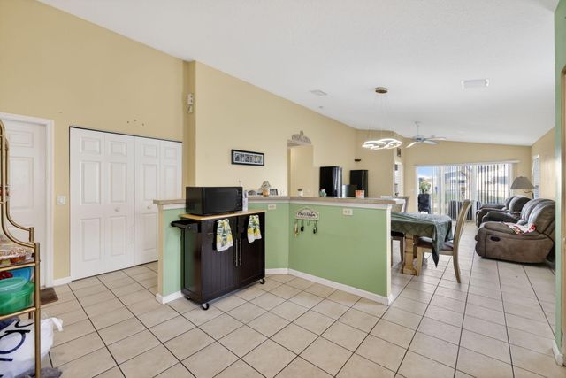 9042 SW Caprice Circle, Stuart, FL 34997