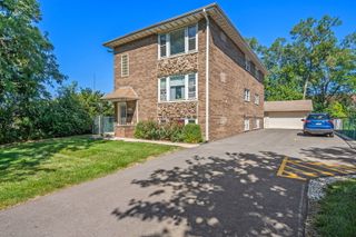 519 W Hillside Drive 3, Bensenville, IL 60106