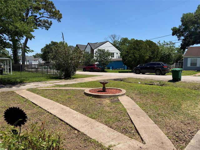 7120 Goforth Street, Houston, TX 77021