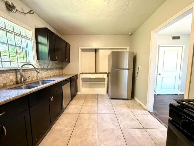 7120 Goforth Street, Houston, TX 77021