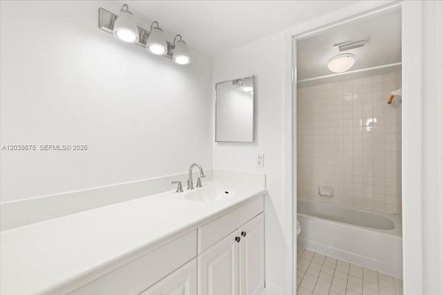 999 Hamilton Drive 999B, Homestead, FL 33034