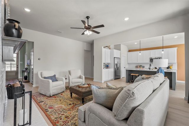 107 RJ Smith, Boyd, TX 76023