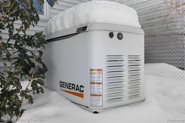 1938 Beverly Street, Keego Harbor, MI 48320