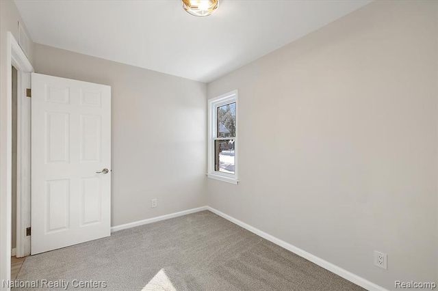 1938 Beverly Street, Keego Harbor, MI 48320