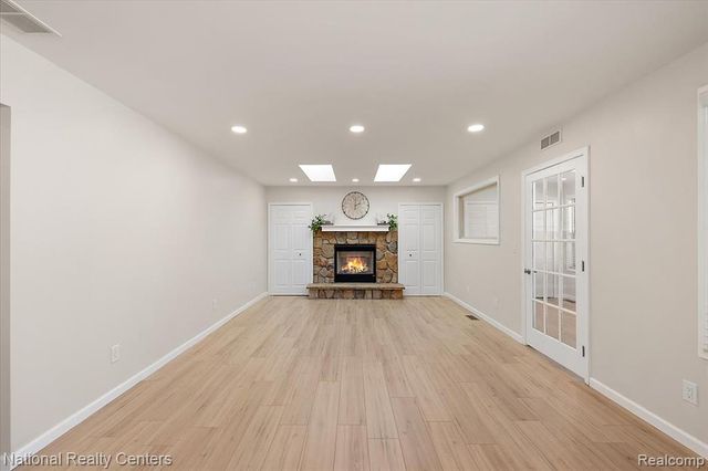 1938 Beverly Street, Keego Harbor, MI 48320