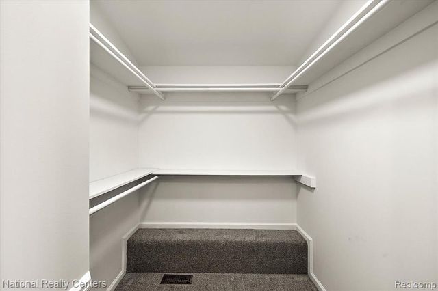 1938 Beverly Street, Keego Harbor, MI 48320