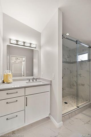 1938 Beverly Street, Keego Harbor, MI 48320