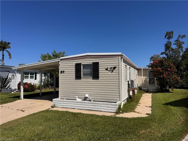89 Sun CIR, Fort Myers, FL 33905