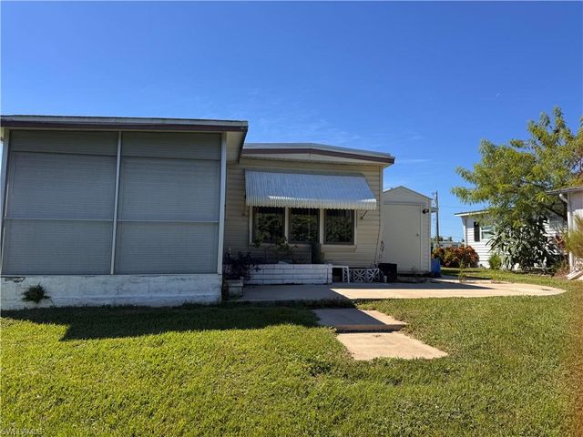 89 Sun CIR, Fort Myers, FL 33905