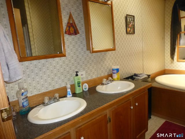 15 Golden Road LOT F, Montville, CT 06382