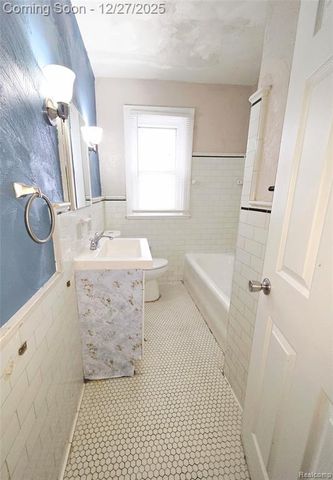 14529 Asbury Park, Detroit, MI 48227