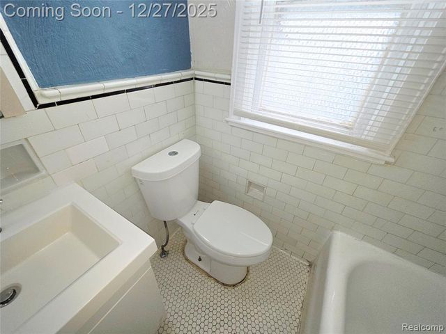 14529 Asbury Park, Detroit, MI 48227