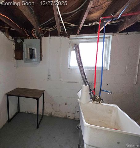 14529 Asbury Park, Detroit, MI 48227