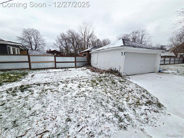 14529 Asbury Park, Detroit, MI 48227