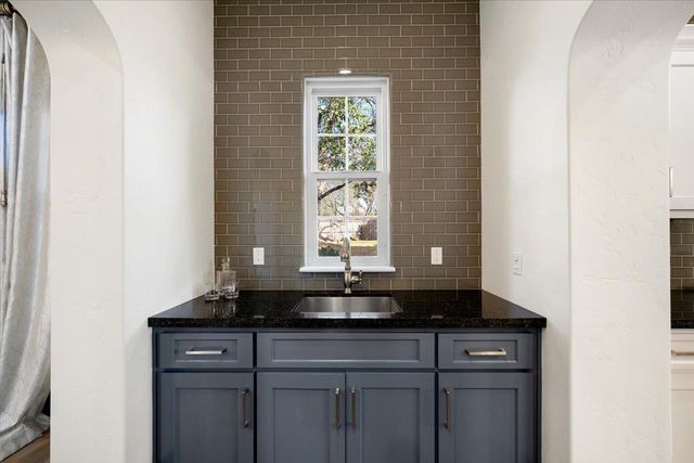 8143 Woodland Grove Pl., Granite Bay, CA 95746