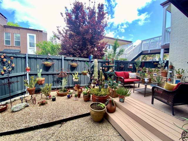 5930 Sandhurst Lane 120, Dallas, TX 75206