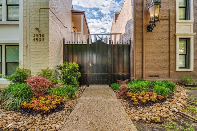 5930 Sandhurst Lane 120, Dallas, TX 75206