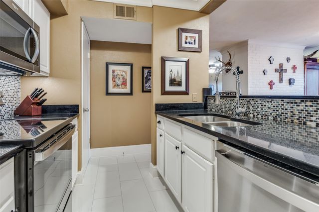 5930 Sandhurst Lane 120, Dallas, TX 75206