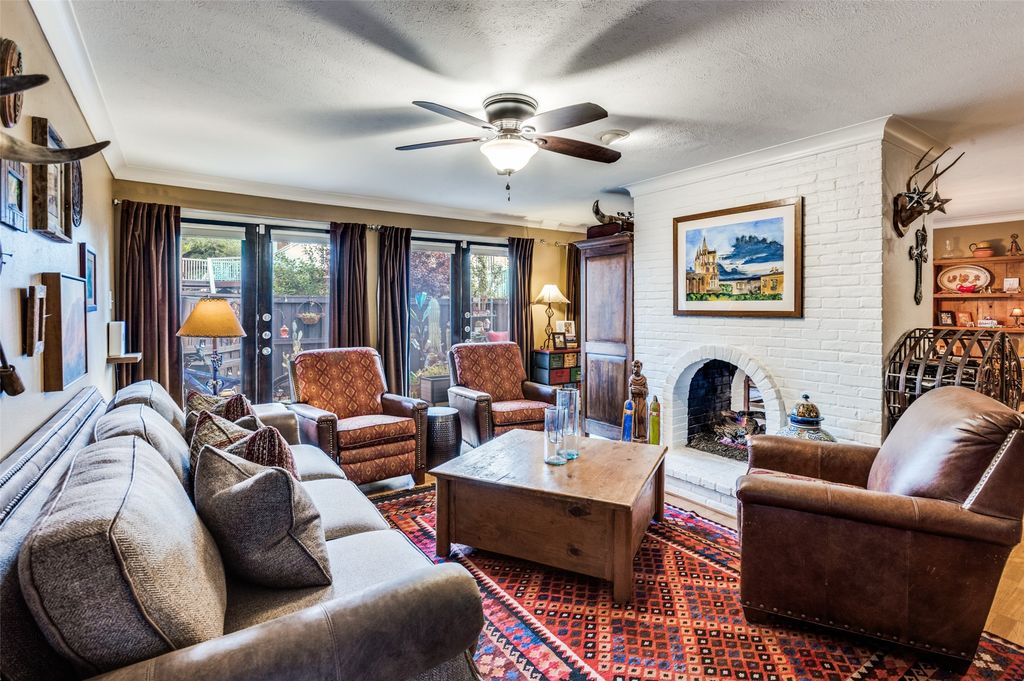 5930 Sandhurst Lane 120, Dallas, TX 75206