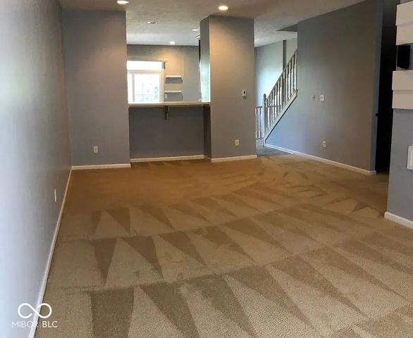 11715 Anton Drive 2, Zionsville, IN 46077