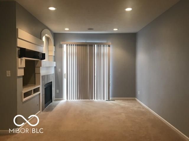 11715 Anton Drive 2, Zionsville, IN 46077