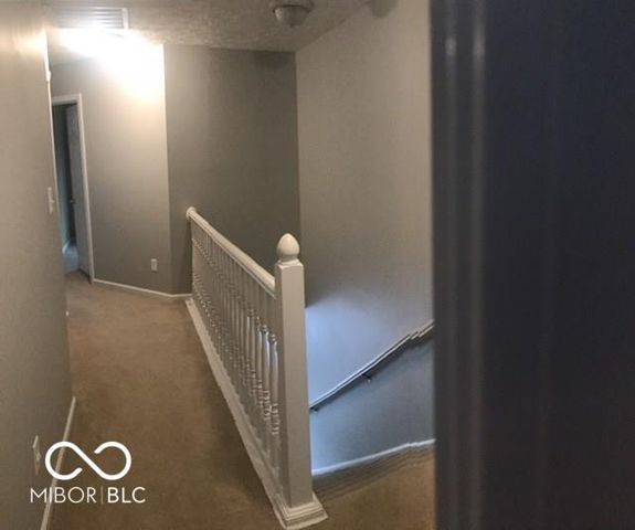 11715 Anton Drive 2, Zionsville, IN 46077