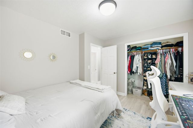 602 NW Greenwood Street, Ankeny, IA 50023