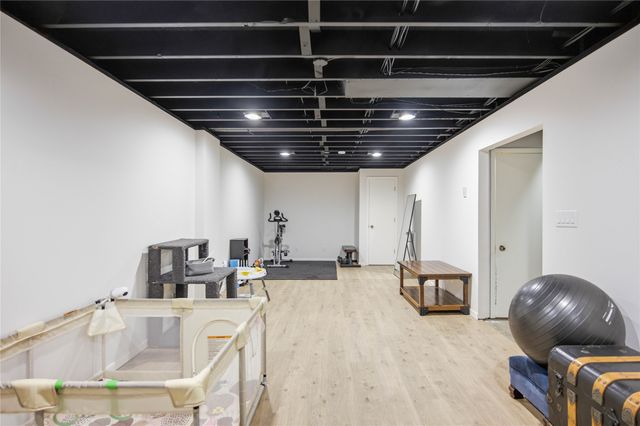 602 NW Greenwood Street, Ankeny, IA 50023