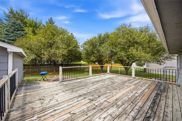 602 NW Greenwood Street, Ankeny, IA 50023