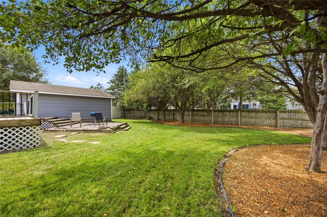 602 NW Greenwood Street, Ankeny, IA 50023