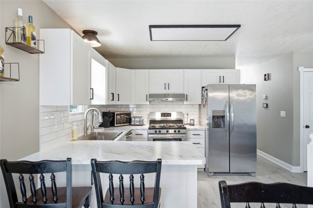 602 NW Greenwood Street, Ankeny, IA 50023