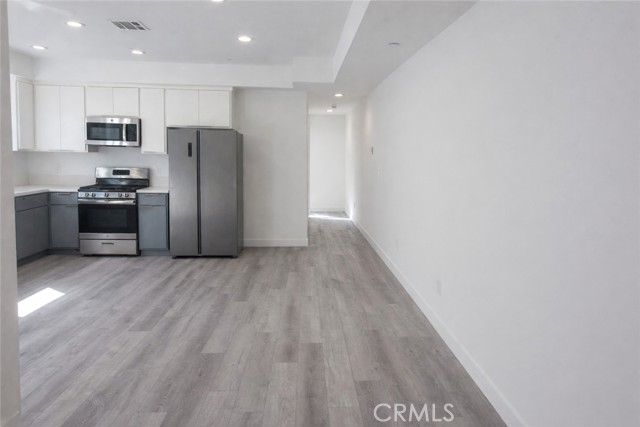 532 W Vernon, Los Angeles, CA 90037