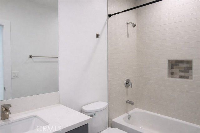 532 W Vernon, Los Angeles, CA 90037