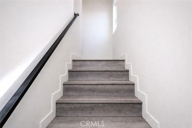 532 W Vernon, Los Angeles, CA 90037