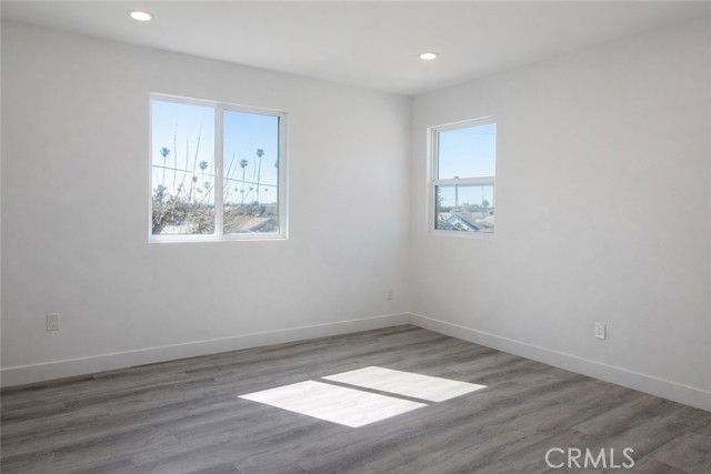 532 W Vernon, Los Angeles, CA 90037