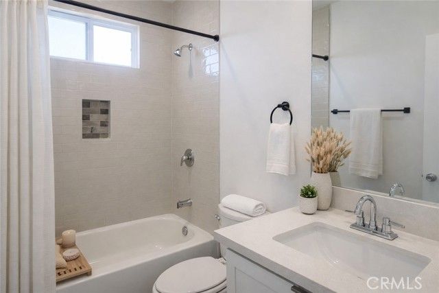 532 W Vernon, Los Angeles, CA 90037