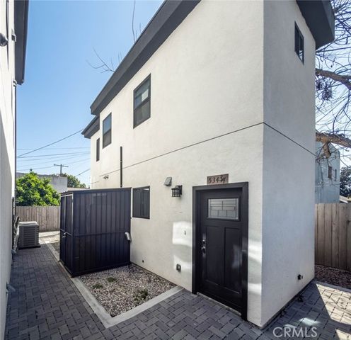 532 W Vernon, Los Angeles, CA 90037