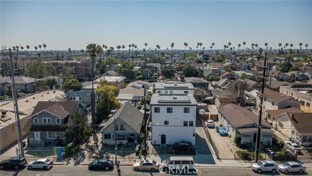 532 W Vernon, Los Angeles, CA 90037