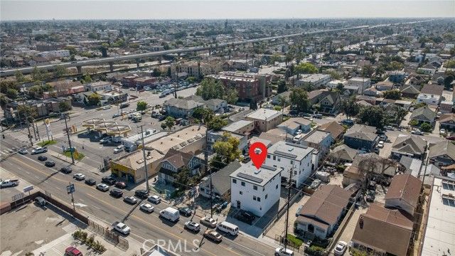 532 W Vernon, Los Angeles, CA 90037