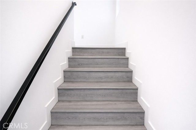 532 W Vernon, Los Angeles, CA 90037