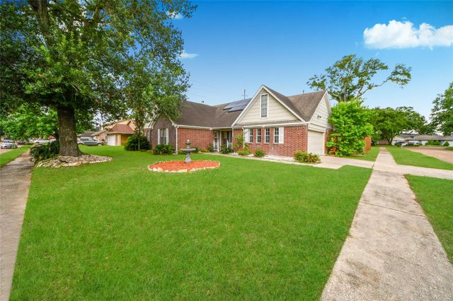 15719 Baytree Dr, Houston, TX 77070