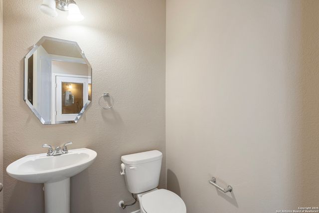 12407 Caprock Ranch, San Antonio, TX 78245