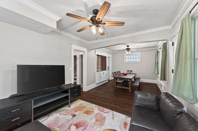 958 Carroll Avenue, Saint Paul, MN 55104