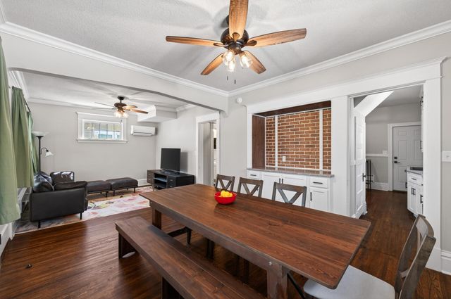 958 Carroll Avenue, Saint Paul, MN 55104