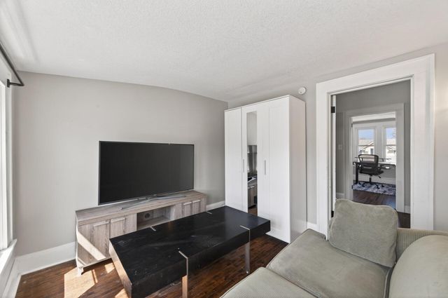 958 Carroll Avenue, Saint Paul, MN 55104