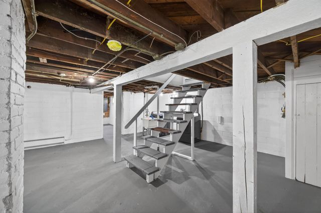 958 Carroll Avenue, Saint Paul, MN 55104