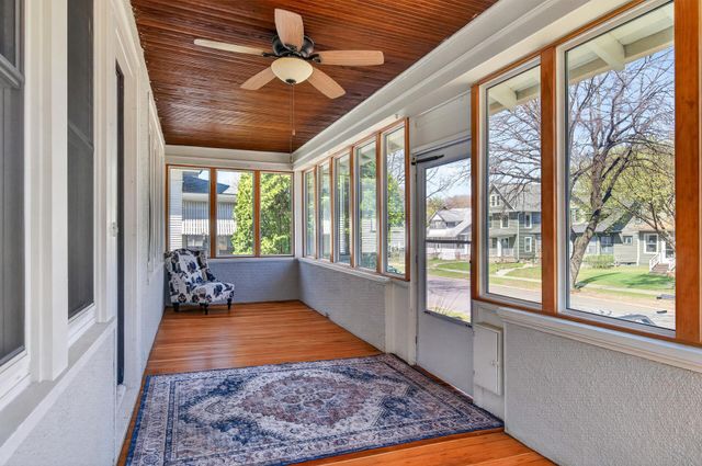 958 Carroll Avenue, Saint Paul, MN 55104