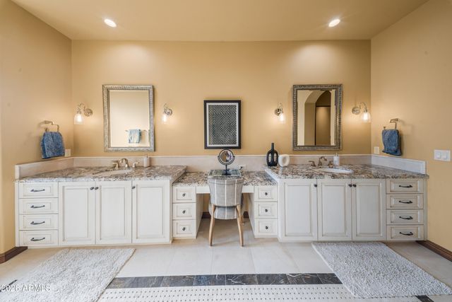 11704 E DIAMOND CHOLLA Drive, Scottsdale, AZ 85255