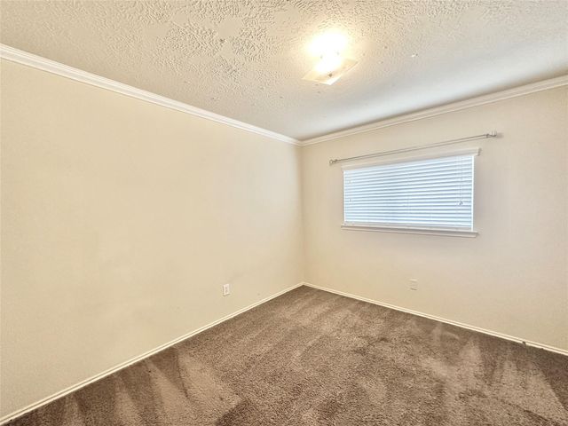 11023 Knobbley Oak Court, Houston, TX 77065