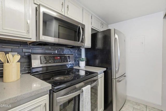 1137 Chalmette Avenue, Ventura, CA 93003